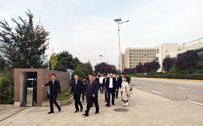 团市委、市贸促会、市青企协一行到银娱优越会集团泾河工业园考察交流